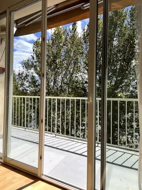 Appartement Vue Sur Le Rhone Arlés Exterior foto
